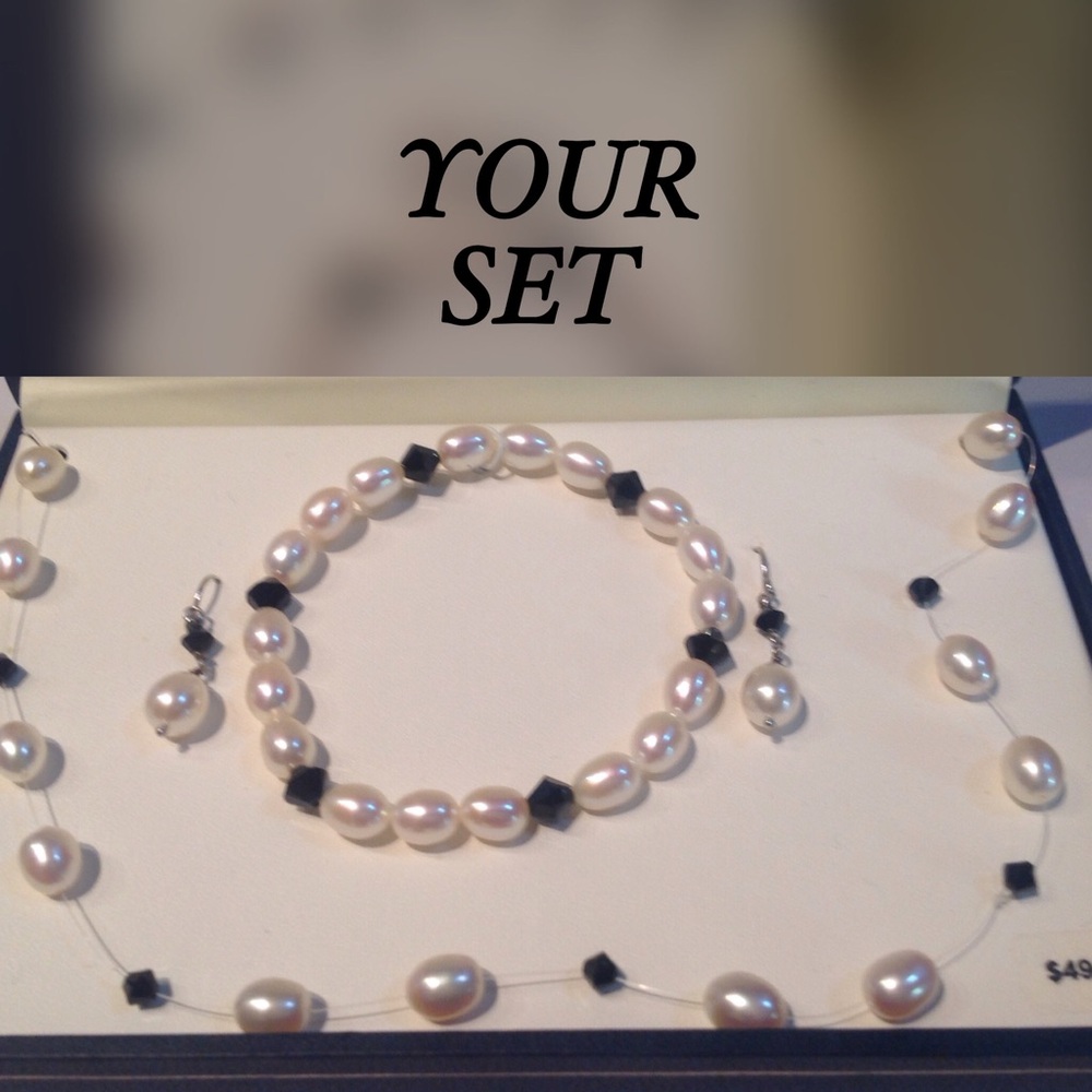 BLACK & PEARL 3 PIECE JEWELRY SET WITH GIFT BOX